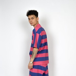 Футболка оверсайз ЮНОСТЬ™ x Мурмуризм «Candy Stripe»